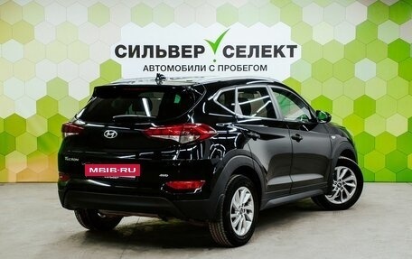 Hyundai Tucson III, 2018 год, 2 100 000 рублей, 2 фотография