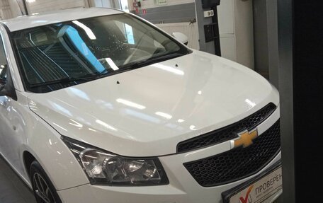 Chevrolet Cruze II, 2012 год, 690 000 рублей, 2 фотография