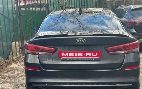 KIA Optima IV, 2018 год, 2 200 000 рублей, 4 фотография