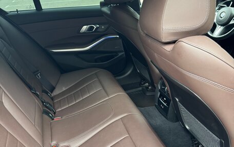 BMW 3 серия, 2021 год, 4 900 000 рублей, 12 фотография