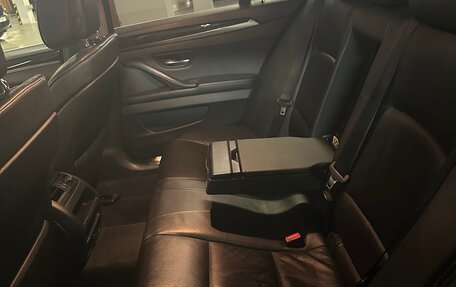 BMW 5 серия, 2011 год, 1 990 000 рублей, 10 фотография
