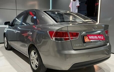 KIA Forte II, 2010 год, 865 000 рублей, 4 фотография