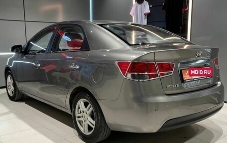 KIA Forte II, 2010 год, 865 000 рублей, 5 фотография