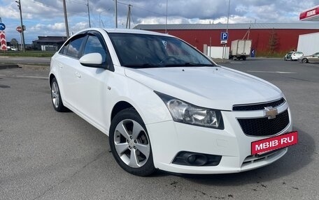 Chevrolet Cruze II, 2012 год, 950 000 рублей, 3 фотография