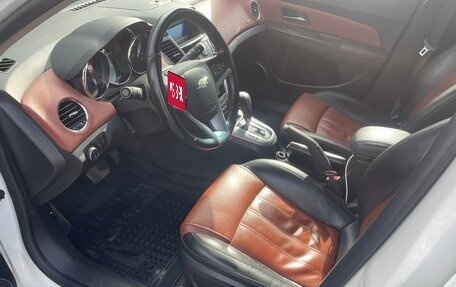 Chevrolet Cruze II, 2012 год, 950 000 рублей, 10 фотография
