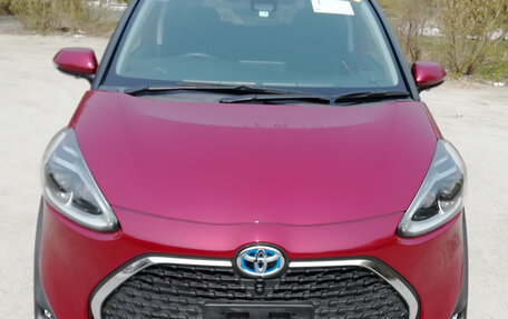 Toyota Sienta II, 2019 год, 1 775 000 рублей, 8 фотография