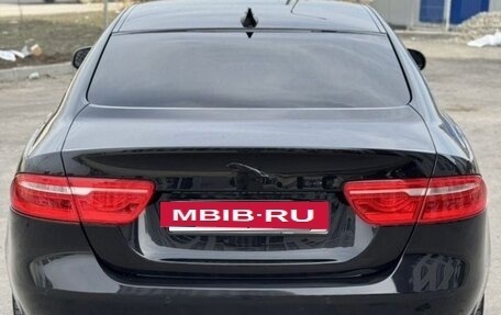 Jaguar XE I рестайлинг, 2016 год, 1 900 000 рублей, 2 фотография