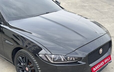 Jaguar XE I рестайлинг, 2016 год, 1 900 000 рублей, 6 фотография