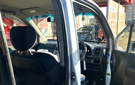 Honda Mobilio Spike I рестайлинг, 2003 год, 395 000 рублей, 25 фотография