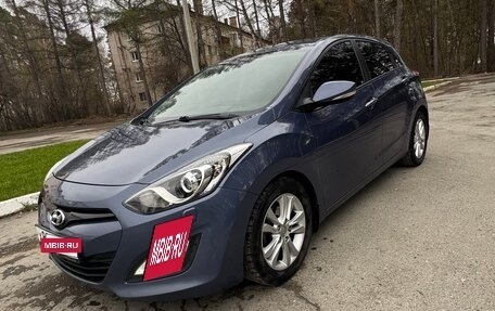 Hyundai i30 II рестайлинг, 2012 год, 1 100 000 рублей, 2 фотография