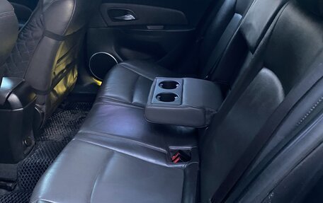 Chevrolet Cruze II, 2011 год, 715 000 рублей, 7 фотография