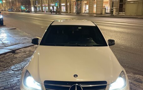 Mercedes-Benz C-Класс, 2011 год, 1 550 000 рублей, 9 фотография