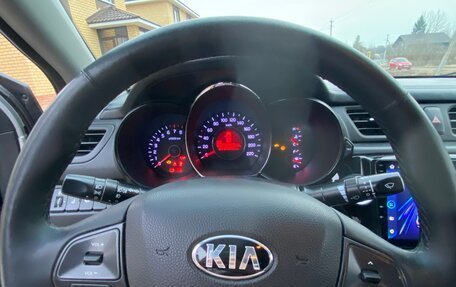 KIA Rio III рестайлинг, 2013 год, 895 000 рублей, 5 фотография