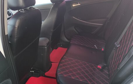 Hyundai Solaris II рестайлинг, 2015 год, 785 000 рублей, 8 фотография