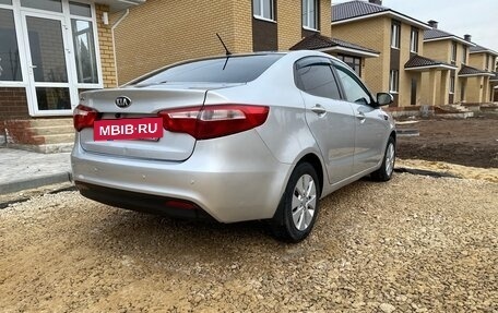 KIA Rio III рестайлинг, 2013 год, 895 000 рублей, 3 фотография