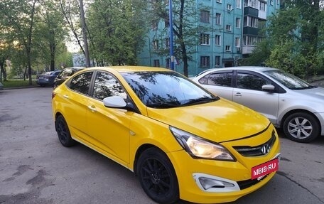 Hyundai Solaris II рестайлинг, 2015 год, 785 000 рублей, 3 фотография