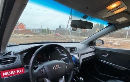 KIA Rio III рестайлинг, 2013 год, 895 000 рублей, 6 фотография