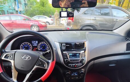 Hyundai Solaris II рестайлинг, 2015 год, 785 000 рублей, 10 фотография