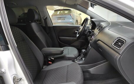 Volkswagen Polo VI (EU Market), 2018 год, 1 332 000 рублей, 10 фотография