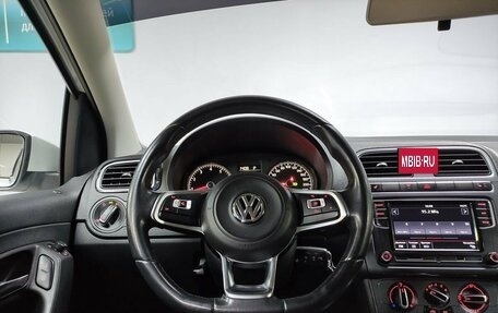 Volkswagen Polo VI (EU Market), 2018 год, 1 332 000 рублей, 18 фотография