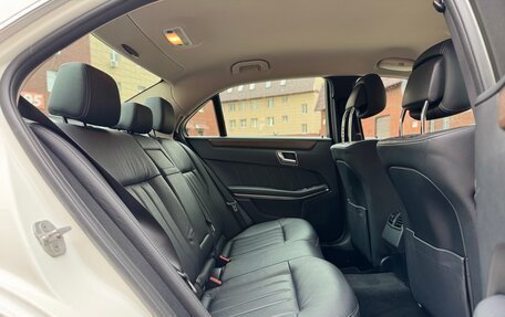 Mercedes-Benz E-Класс, 2013 год, 2 414 000 рублей, 21 фотография