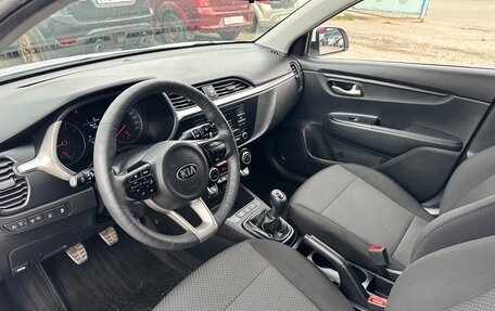 KIA Rio IV, 2020 год, 1 575 000 рублей, 10 фотография