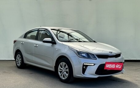KIA Rio IV, 2019 год, 1 385 000 рублей, 2 фотография