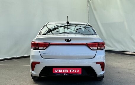 KIA Rio IV, 2019 год, 1 385 000 рублей, 7 фотография