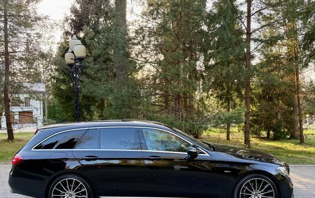 Mercedes-Benz E-Класс, 2019 год, 4 100 000 рублей, 11 фотография