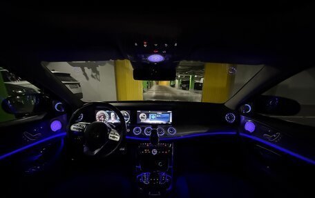 Mercedes-Benz E-Класс, 2019 год, 4 100 000 рублей, 31 фотография