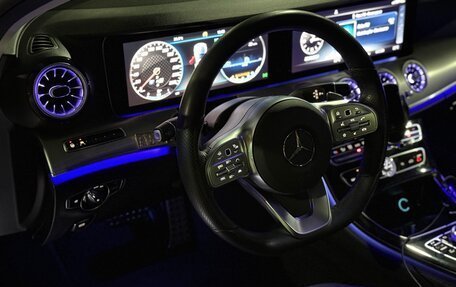 Mercedes-Benz E-Класс, 2019 год, 4 100 000 рублей, 33 фотография