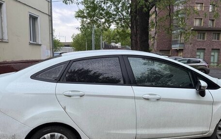Ford Fiesta, 2015 год, 850 000 рублей, 2 фотография