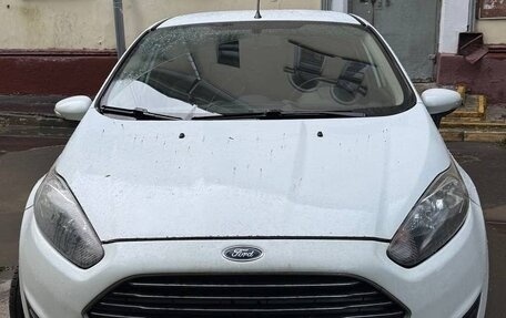 Ford Fiesta, 2015 год, 850 000 рублей, 7 фотография