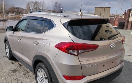 Hyundai Tucson III, 2017 год, 2 070 000 рублей, 12 фотография