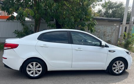 KIA Rio III рестайлинг, 2017 год, 750 000 рублей, 2 фотография