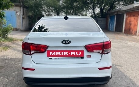 KIA Rio III рестайлинг, 2017 год, 750 000 рублей, 4 фотография