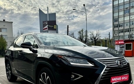 Lexus RX IV рестайлинг, 2019 год, 5 200 000 рублей, 3 фотография