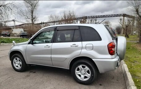 Toyota RAV4, 2005 год, 900 000 рублей, 3 фотография