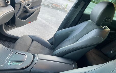 Mercedes-Benz E-Класс, 2020 год, 5 000 000 рублей, 7 фотография