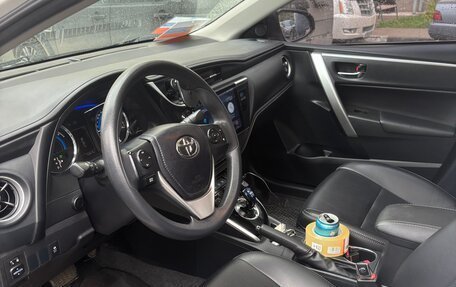 Toyota Corolla, 2019 год, 2 300 000 рублей, 7 фотография