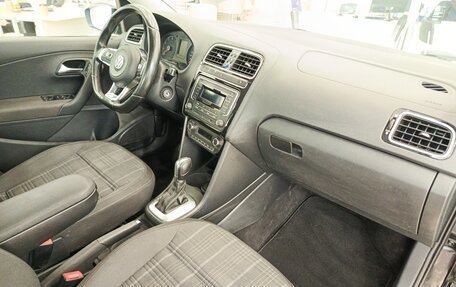 Volkswagen Polo VI (EU Market), 2018 год, 1 149 000 рублей, 15 фотография