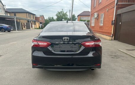 Toyota Camry, 2019 год, 3 350 000 рублей, 4 фотография