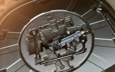 Toyota Camry, 2019 год, 3 350 000 рублей, 10 фотография
