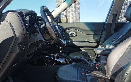 KIA Soul II рестайлинг, 2018 год, 1 950 000 рублей, 22 фотография