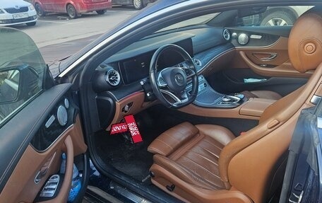 Mercedes-Benz E-Класс, 2017 год, 4 500 000 рублей, 1 фотография