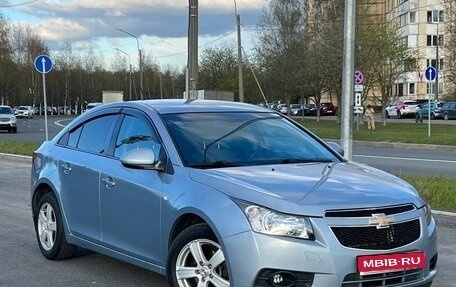Chevrolet Cruze II, 2011 год, 949 000 рублей, 1 фотография