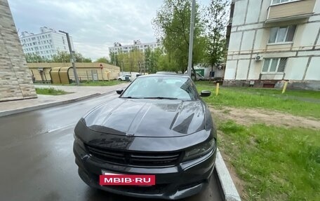 Dodge Charger, 2017 год, 2 790 000 рублей, 2 фотография