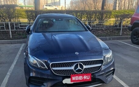 Mercedes-Benz E-Класс, 2017 год, 4 500 000 рублей, 2 фотография