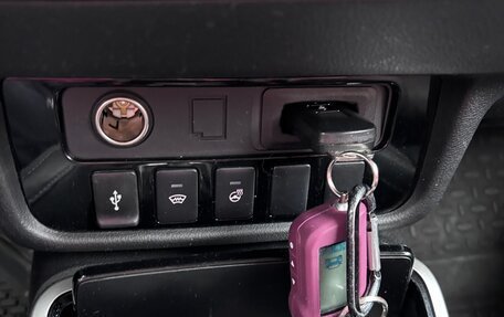 Mitsubishi Outlander III рестайлинг 3, 2019 год, 2 300 000 рублей, 10 фотография