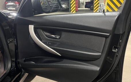 BMW 3 серия, 2016 год, 2 150 000 рублей, 14 фотография